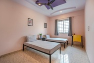 Rumah m² dengan 1 bilik tidur dan 1 bilik mandi peribadi di Kormangala (Neat & clean cozy private r