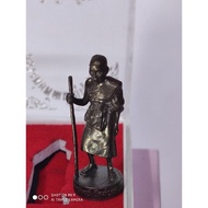【希瓦利尊者】自身牌Rian【Lang Sivali】LP Fan烏董松篷寺 | Wat Pa Udom Sompon佛曆2516年 | BE2516
染黑紅銅材質 | Nur Thong-daeng