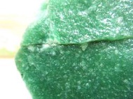 天然 綠東菱玉髓 原礦 色優料好 天然綠色 絕美 28ㄨ22ㄨ15.5( 4.7公斤)=A2-801
