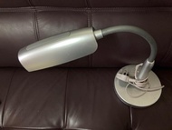 Philips 枱燈 連燈膽desk lamp with Philips light bulb 