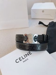 💥現貨💥CELINE 經典熱賣Triomphe凱旋門釦滿印老花亮面牛皮細版腰帶 | CELINE Classic Triomphe Buckle Monogram Embossed Shiny Cal