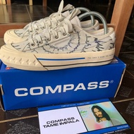 sepatu compass original