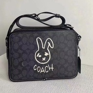 🐰 Coach Lunar New Year Charter 24 兔仔斜孭相機袋