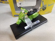 Welly 1:18 2017 Vespa GTS 125CC 125 CC  Motorcycle Diecast model Green 綠色 電單車 車仔 模型