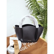 Age free bag uniqueWanita Tya bag