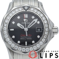 歐米茄海馬系列300公尺石英錶，28毫米錶徑，鑲鑽錶圈，8顆鑽石，型號212.15.28.61.51.001，不鏽鋼錶殼，女錶，黑色，成色極佳 [二手]