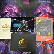 [詢價]【正品】林俊傑簽名照，演唱會簽，帶證書（官網可查）和精美玻璃