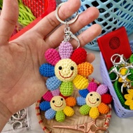 Rainbow flower crochet keychain/Rainbow flower crochet keychain