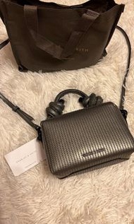 Charles & Keith 袋