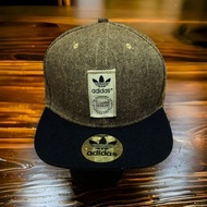 Topi ADIDAS Vintage Limited edition