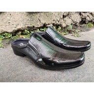 Genuine leather formal bustong shoes, genuine leather tutong shoes, new Cibaduyut genuine leather bu