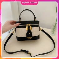 Beautiful Female Cross-Bags With Box Design, School Handbags To Go Out And Put On A Modern Luxury Phone TX55