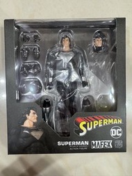 日版全新 Medicom Mafex 超人 superman (Return of Superman)