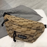 Balenciaga 巴黎世家 滿版BB 布面 腰包 胸口包