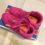 Reebok 高筒鞋