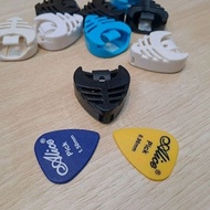 Pick Place | Standard Size Pick Holder + 2 Picks | Accessories