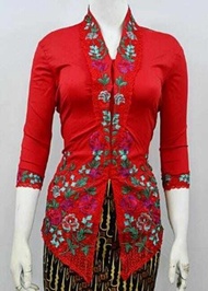 【READY STOCK】Baju Kebaya Nyonya Sulam Warna Merah Tua/ Maroon (lengan 3 suku) Kain Elastic