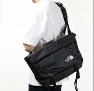 The North Face Base Camp Voyager Messenger Bag 防水機能電腦包郵差包