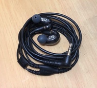 Shure se215