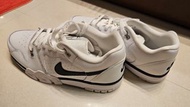 Nike男士低筒交叉訓練鞋－白色
