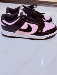 Nike Dunk Low ESS "Pink Black”