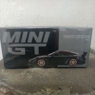 Mini GT//401 Porsche 911 (991) GT2 RS Weissach Package Black RHD (Free Protector)