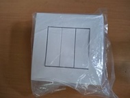 Schneider Electric Vivace 三位制開關