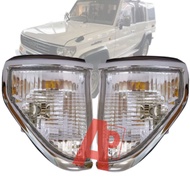 Toyota Land Cruiser  LT79 LJ79 RJ77 LC2 Crystal Corner Signal Lamp Light 1990 - 1996 New 1 Pair Left