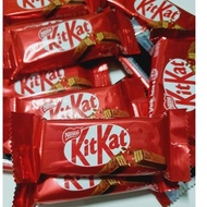 KITKAT 2F 1pcs (wafer covered in milk chocolate)