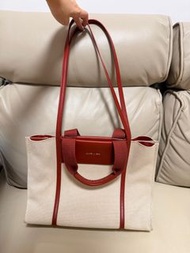 Charles & Keith 托特包