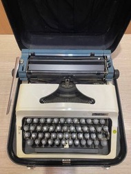早期東德製 Optima打字機 早期打字機  傳統打字機  拍戲道具 懷舊 珍藏 擺飾 零件 古董 二手打字機