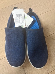 Crocs Literide Slip-on 男士休閒鞋