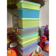 Tupperware container/ stack n store second preloved
