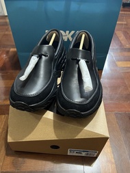 Hoka U Speed Loafer (Black)
