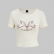 Áo thun nữ Himekaji Slim Fit thêu hình thỏ có cổ tròn và chi tiết ren, trường học