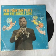 Pete Fountain Plays And The Angels Sing-Fountain. LP Size 12 Inches K8