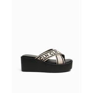 CLN 24H-Blaze Wedge Slides