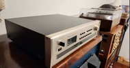 Accuphase T-105 FM 立體聲調諧器