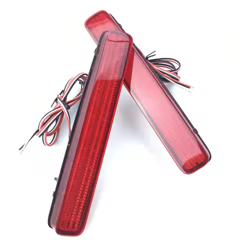 1 Pair LED Rear Bumper Reflector Tail Brake Light For TOYOTA NOAH VOXY 80 and Pruis 40 series 2011-1