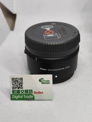 超平低玩  Nikon Z Teleconverter TC-2.0x 這是一款專為 Nikon Z 系列無反光鏡相機設計的 2 倍增距鏡 它能將相容鏡頭的焦距加倍 同時保留自動對焦（AF）、減震（V