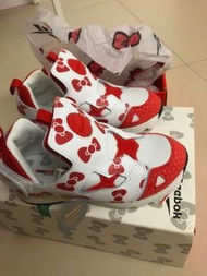 Hello kitty Reebok Sanrio versa pump fury hk infants running USA10