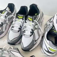 X JJJound GT-2160 White Black Turtleneck