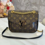 LV M45592 Passy 肩背/鏈帶包