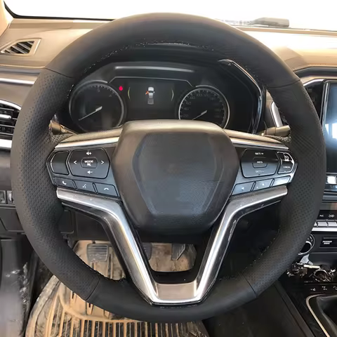 Custom Faux Leather Car Steering Wheel Cover For isuzu DMAX 2023 2022 Isuzu D-MAX 2021 2022 Isuzu Le