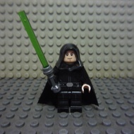 Custom Star Wars - Hooded Luke Skywalker w/Lightsaber Mini Figure