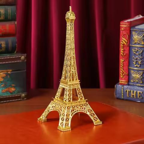Vintage Eiffel Tower Model Zinc Alloy Eiffel Tower Ornament Decorations Home Decor Tower Statue Eiff