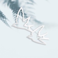 飛鳥鏤空銀胸針 簡約文藝燕子裝飾別針 閨蜜生日禮物 女友禮物