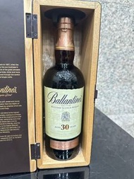Ballantine's Blended Scotch Whisky 30 Years