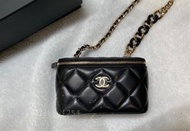 Chanel 香奈兒 22C Vanity with Chain粗鍊長盒子 黑金