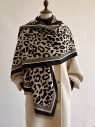 1條女士雙面豹紋提花仿羊絨圍巾披肩,適合秋冬日常穿著